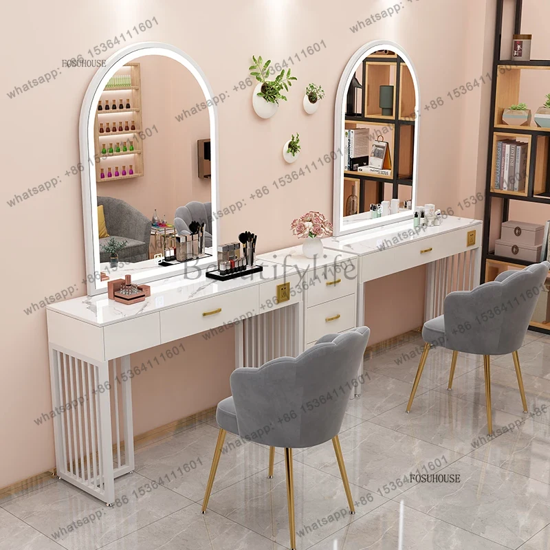 X4 Professional Store Makeup V - đánh giá và giá Beauty Makeup Studio