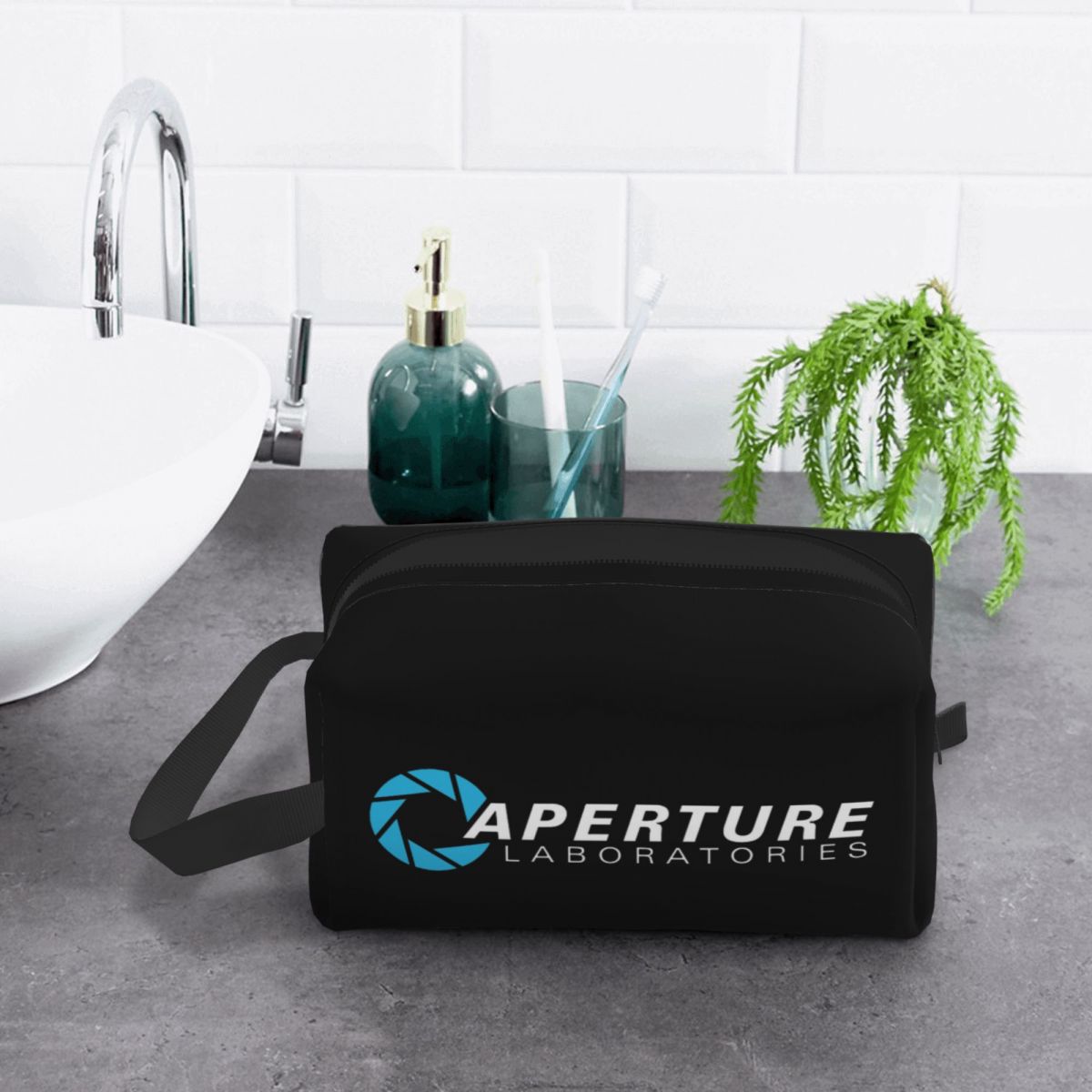 Aperture Science Laboratories  - đánh giá và giá Beauty Lab Makeup