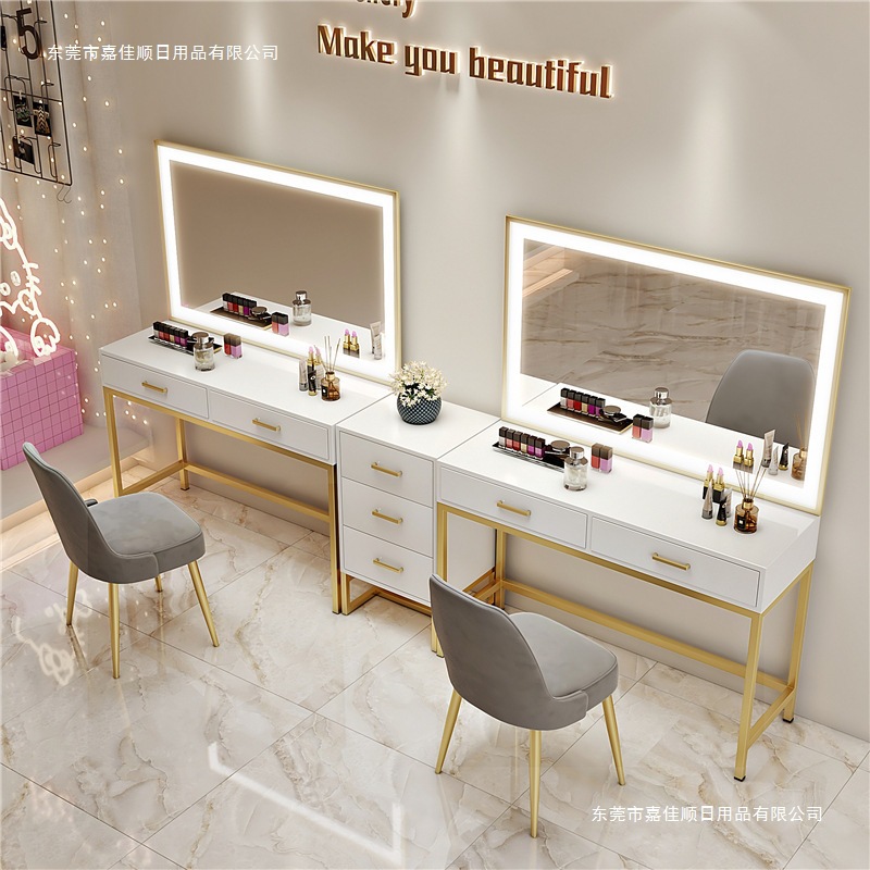 Nail art makeup artist studio  - đánh giá và giá Beauty Makeup Studio