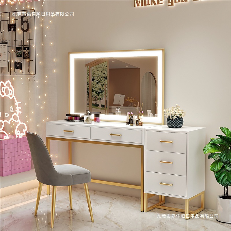 Nail art makeup artist studio  - đánh giá và giá Beauty Makeup Studio